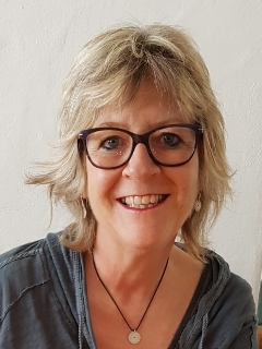 Schindelholz Pia